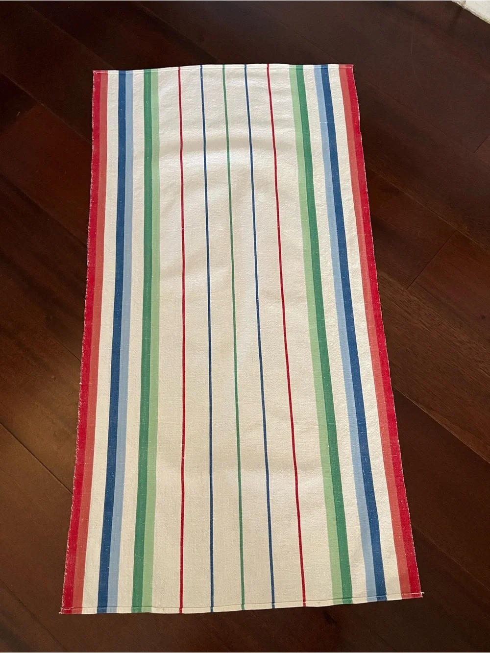 Lot of 2 striped linen towels cannon French MCM 💚❤️💛💙